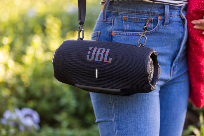 JBL Xtreme 4 Portable waterproof speaker with AURACAST (connect multiple Speaker), massive JBL Pro Sound and convenient shoulder strap