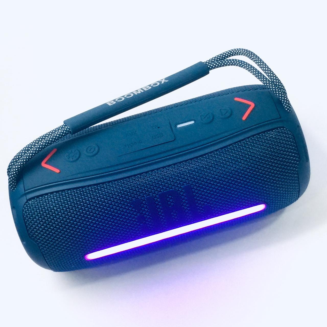 Boombox 360 Ssuper Bass Outdoor Bluetooth Waterproofing Stereo Speaker with RGB Runing Light
