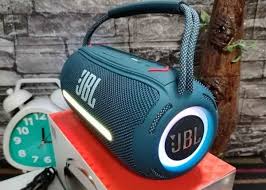 Boombox 360 Ssuper Bass Outdoor Bluetooth Waterproofing Stereo Speaker with RGB Runing Light